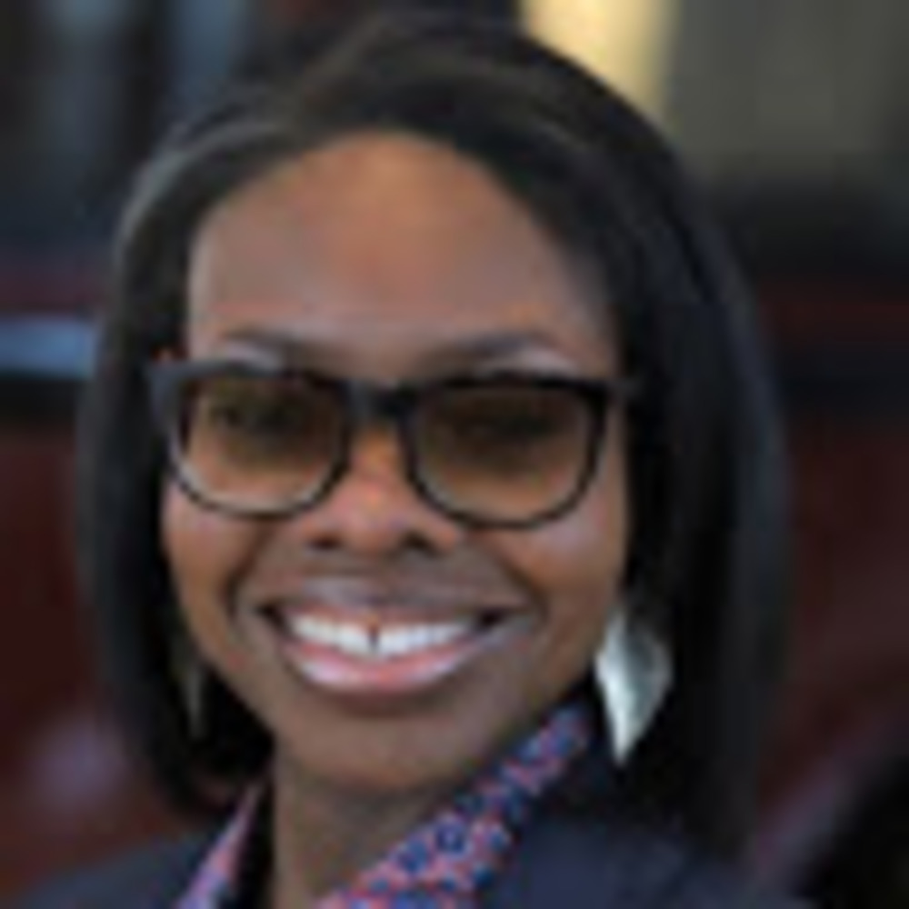 Meet your Posher, Candace